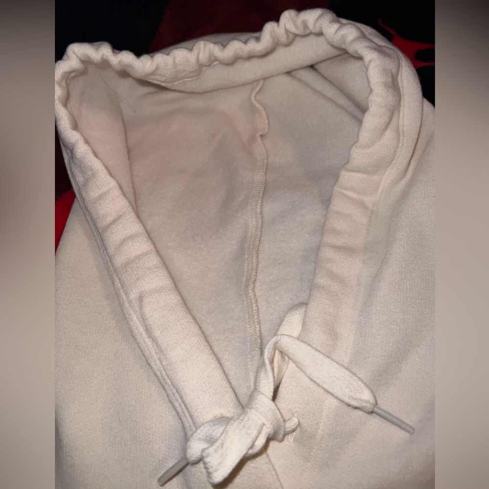 💗NWOT VS PINK FLEECE HOODIE PULLOVER💗 - Picture 5 of 10
